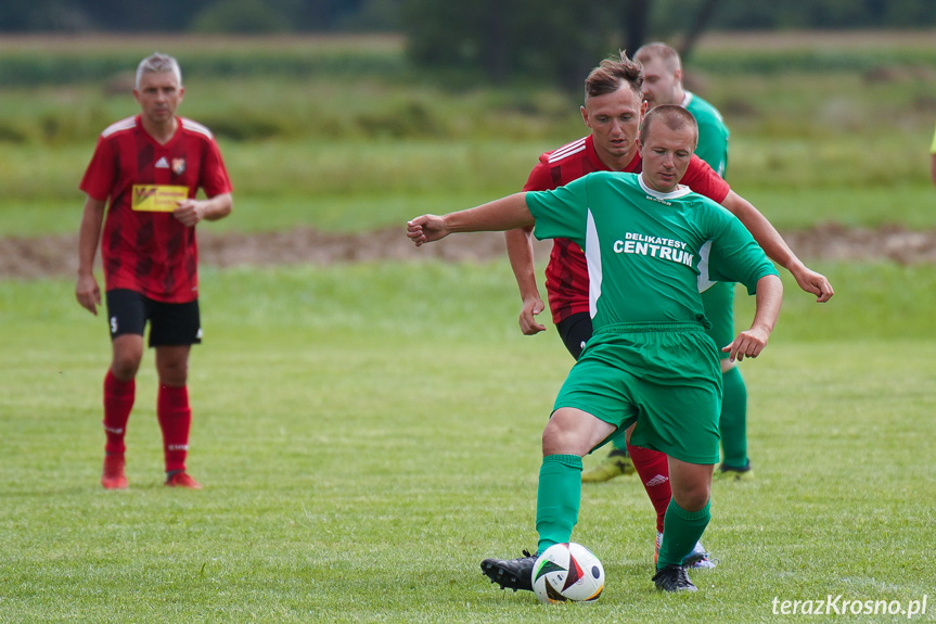 LKS Łęki Strzyżowskie - Guzikówka Krosno 0:7