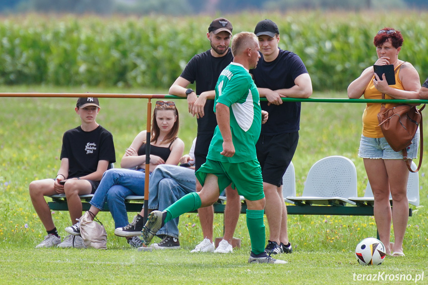 LKS Łęki Strzyżowskie - Guzikówka Krosno 0:7