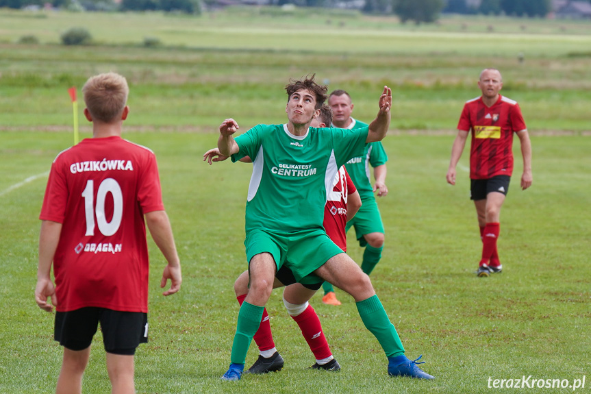 LKS Łęki Strzyżowskie - Guzikówka Krosno 0:7