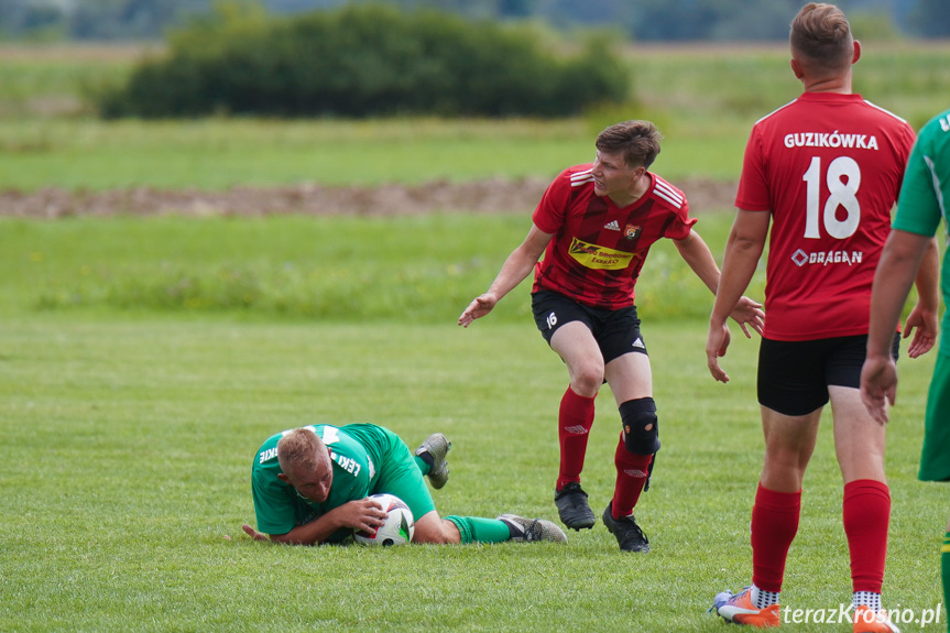 LKS Łęki Strzyżowskie - Guzikówka Krosno 0:7