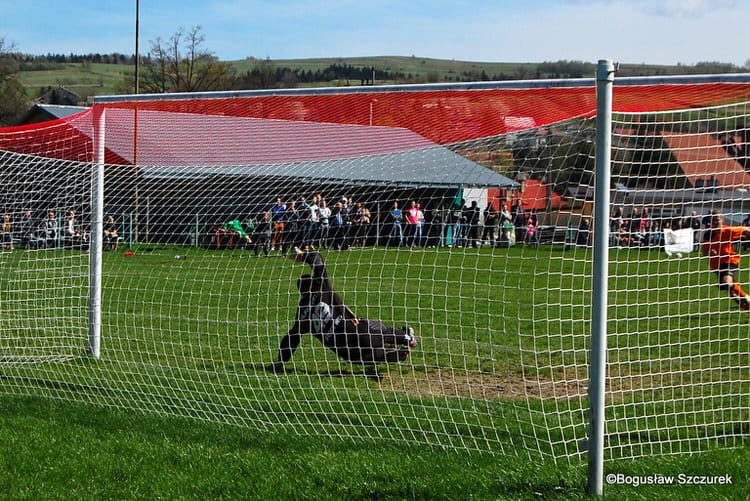 LKS Lubatowa - Huragan Jasionka 0:1