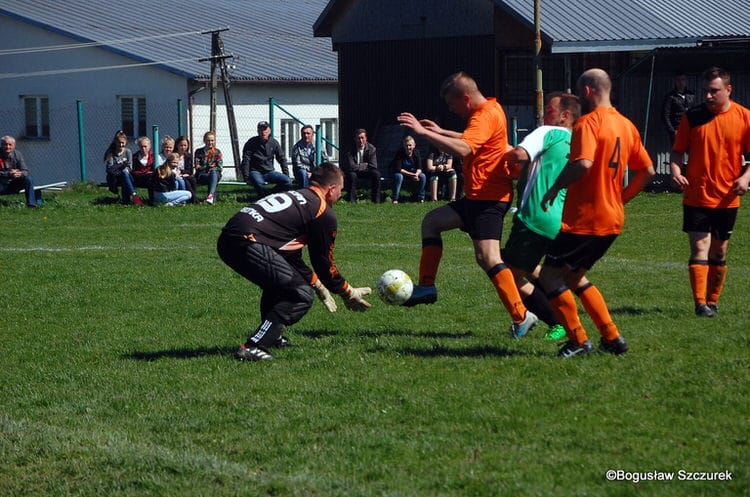 LKS Lubatowa - Huragan Jasionka 0:1