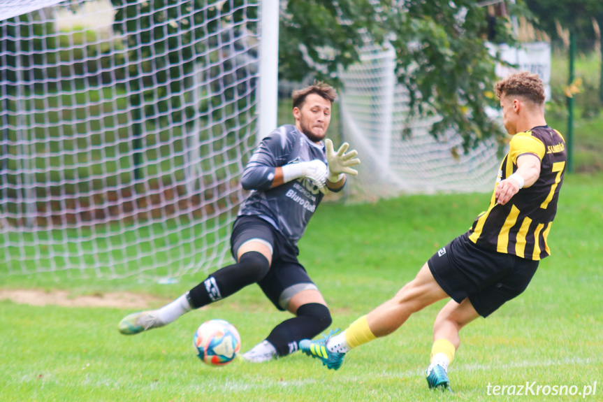 LKS Lubatówka - Jasiołka Jaśliska 7-0 