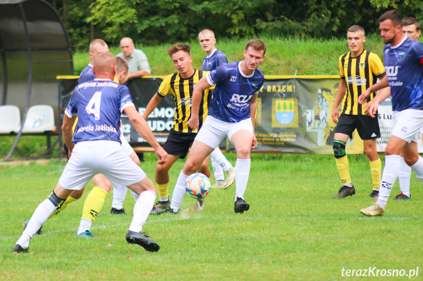 LKS Lubatówka - Jasiołka Jaśliska 7-0 