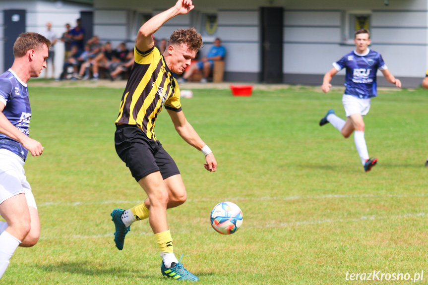 LKS Lubatówka - Jasiołka Jaśliska 7-0 