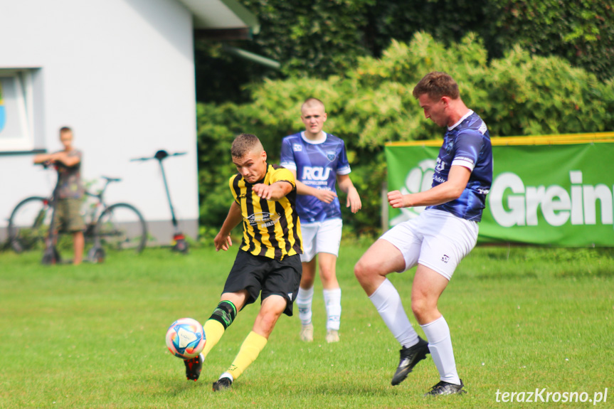 LKS Lubatówka - Jasiołka Jaśliska 7-0 