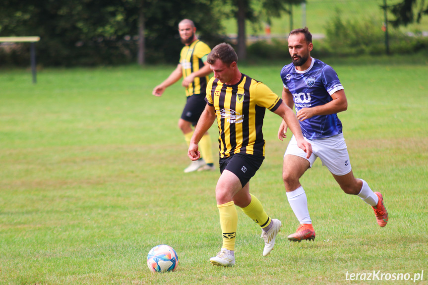 LKS Lubatówka - Jasiołka Jaśliska 7-0 