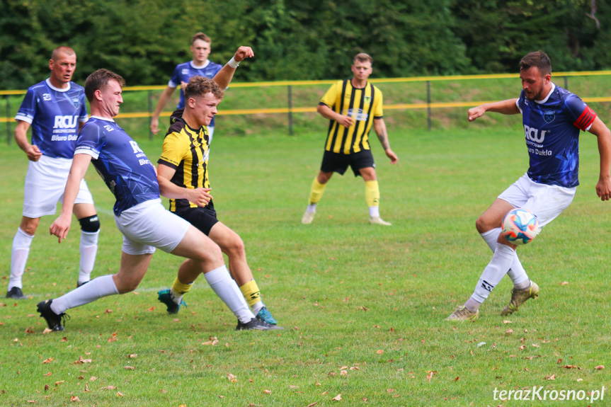 LKS Lubatówka - Jasiołka Jaśliska 7-0 