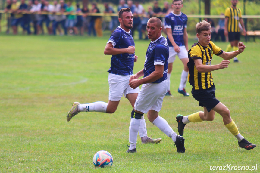 LKS Lubatówka - Jasiołka Jaśliska 7-0 