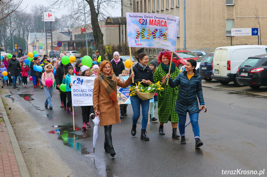 Marsz w Krośnie w Światowy Dzień Zespołu Downa