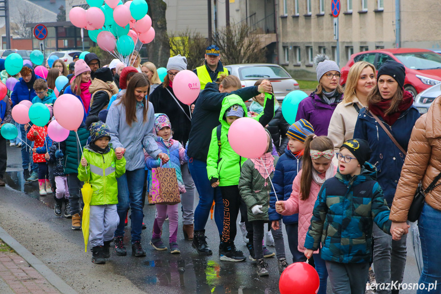 Marsz w Krośnie w Światowy Dzień Zespołu Downa