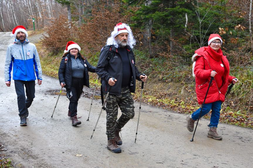 Mikołajkowy Rajd Nordic Walking w Lubatowej