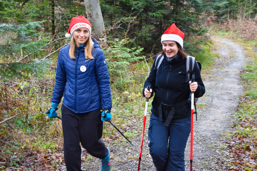 Mikołajkowy Rajd Nordic Walking w Lubatowej