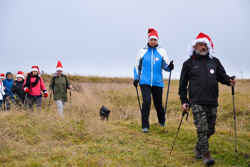 Mikołajkowy Rajd Nordic Walking w Lubatowej