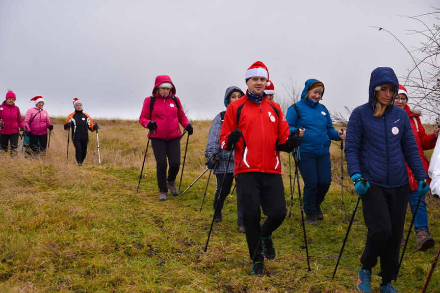 Mikołajkowy Rajd Nordic Walking w Lubatowej