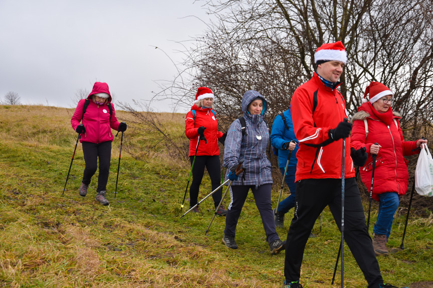 Mikołajkowy Rajd Nordic Walking w Lubatowej