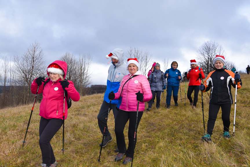 Mikołajkowy Rajd Nordic Walking w Lubatowej