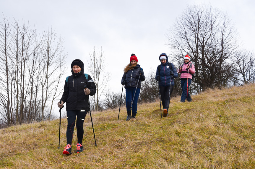 Mikołajkowy Rajd Nordic Walking w Lubatowej