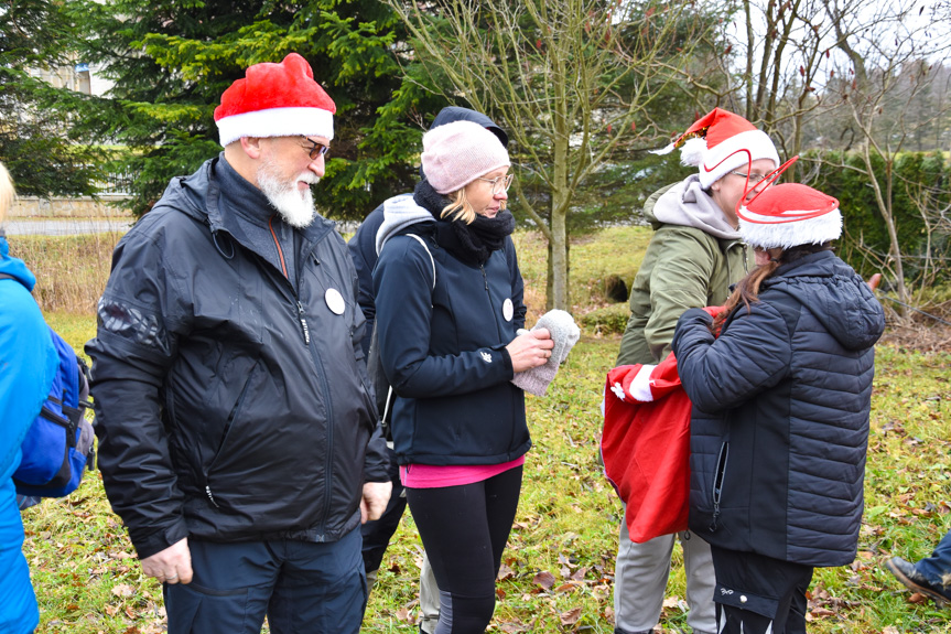 Mikołajkowy Rajd Nordic Walking w Lubatowej