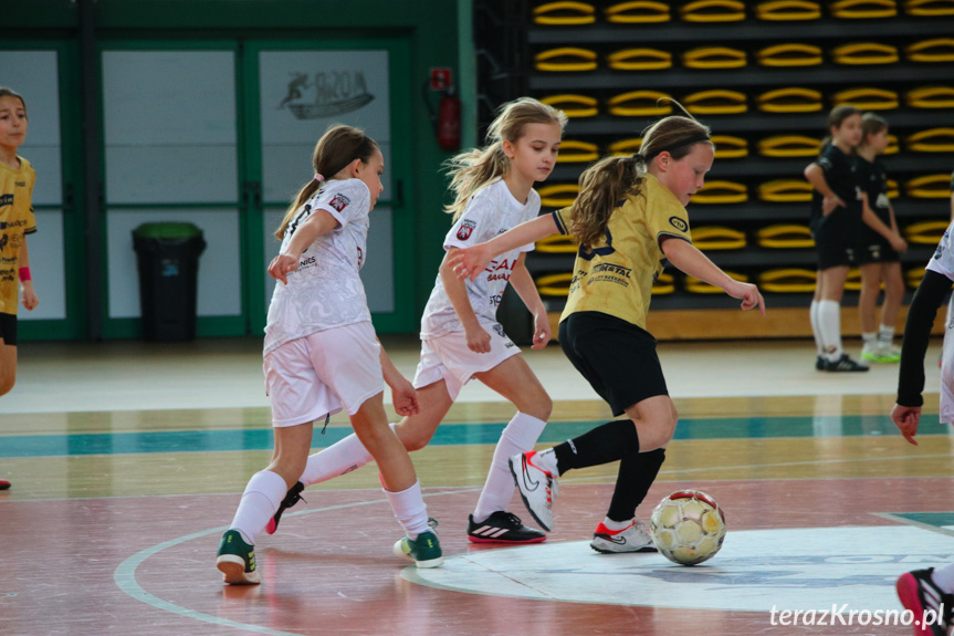 Mistrzostwa Podkarpacia U-12 w futsalu dziewcząt