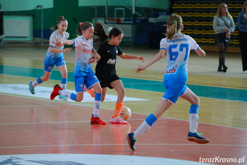 Mistrzostwa Podkarpacia U-12 w futsalu dziewcząt