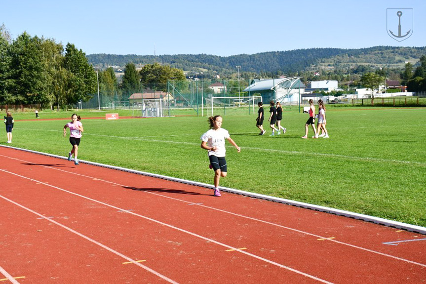 Mityng lekkoatletyczny szkół podstawowych w Korczynie