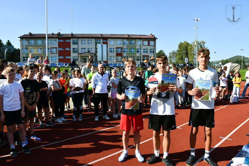 Mityng lekkoatletyczny szkół podstawowych w Korczynie