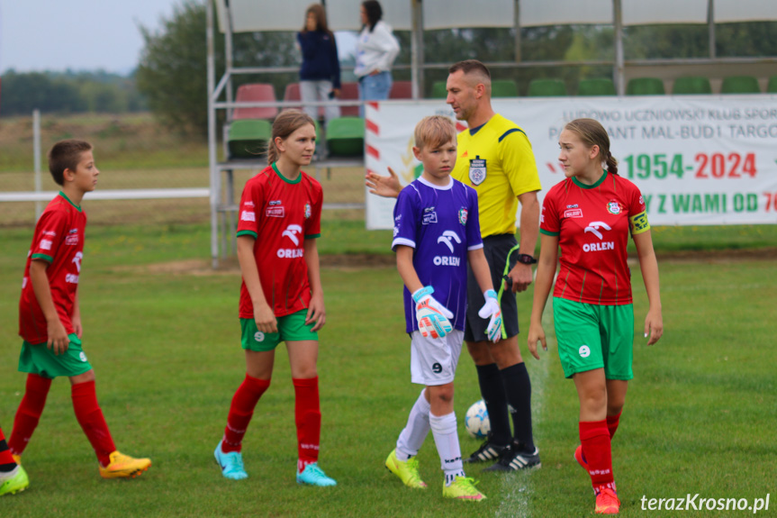 Mlodziki. Partyzant MAL-BUD 1 Targowiska - Start Rymanów 0:8