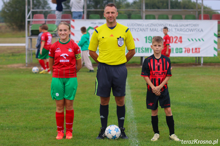 Mlodziki. Partyzant MAL-BUD 1 Targowiska - Start Rymanów 0:8