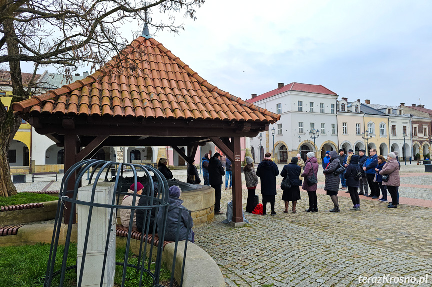 Modlitwa na rynku w Krośnie