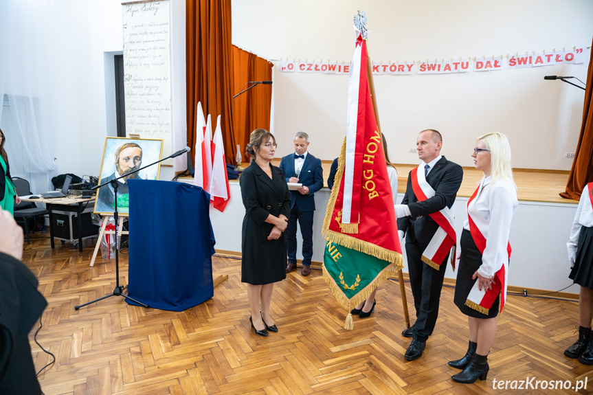 Nadanie szkole w Wietrznie imienia Łukasiewicza