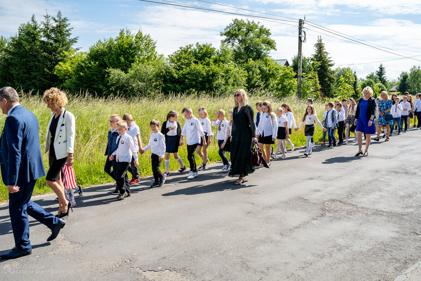 Nadanie Sztandaru Szkoły w Bóbrce