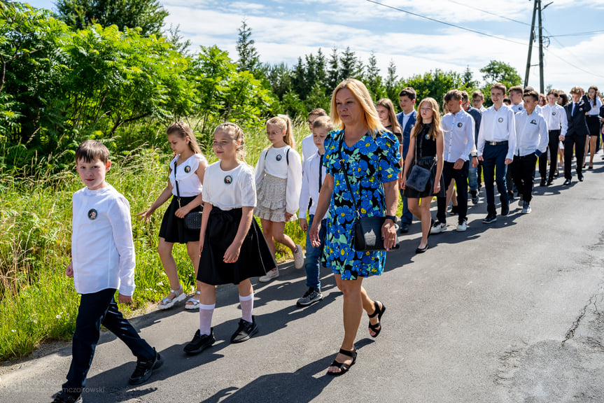 Nadanie Sztandaru Szkoły w Bóbrce