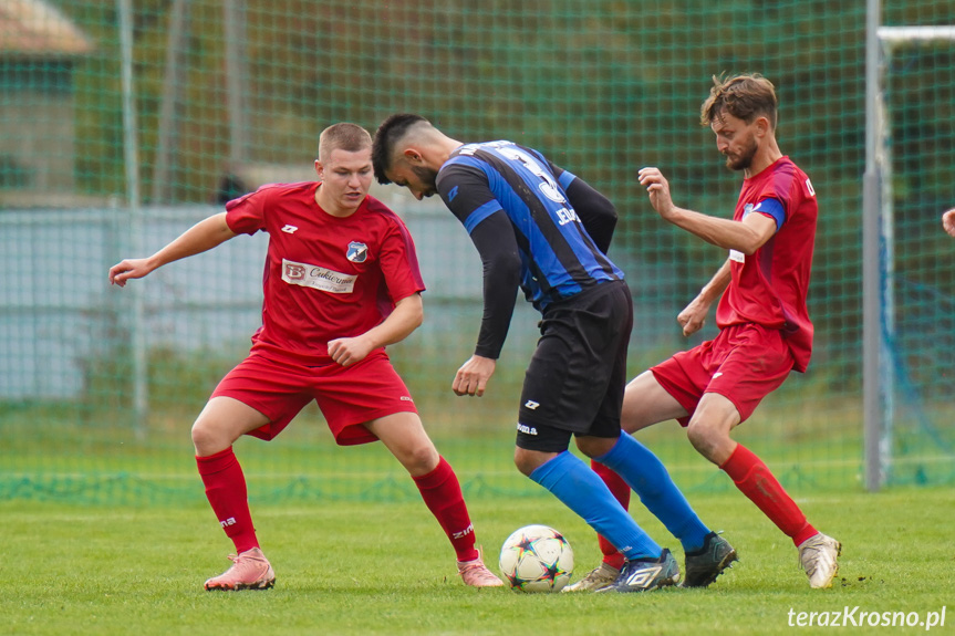 Nafta Jedlicze - LKS Głowienka 3:2