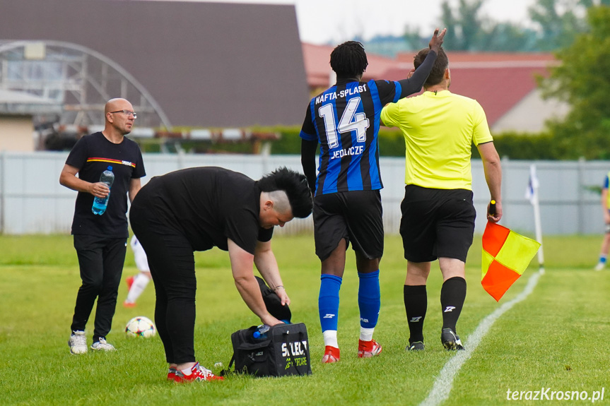 Nafta-Splast Jedlicze - Czarni 1910 Jasło 3:1