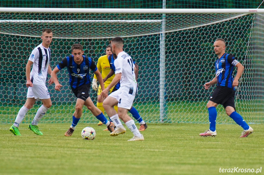 Nafta-Splast Jedlicze - Czarni 1910 Jasło 3:1