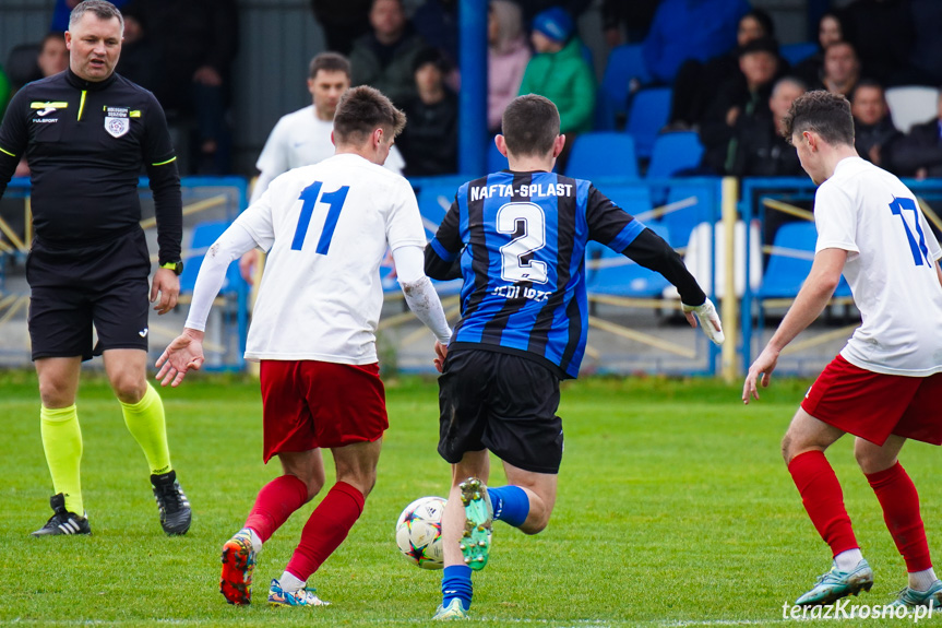 Nafta Splast Jedlicze - Tempo Nienaszów 0:3