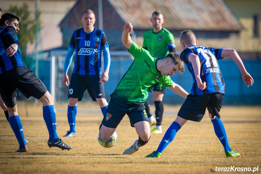 Nafta-Splast Jedlicze - Zamczysko Mrukowa 1:0