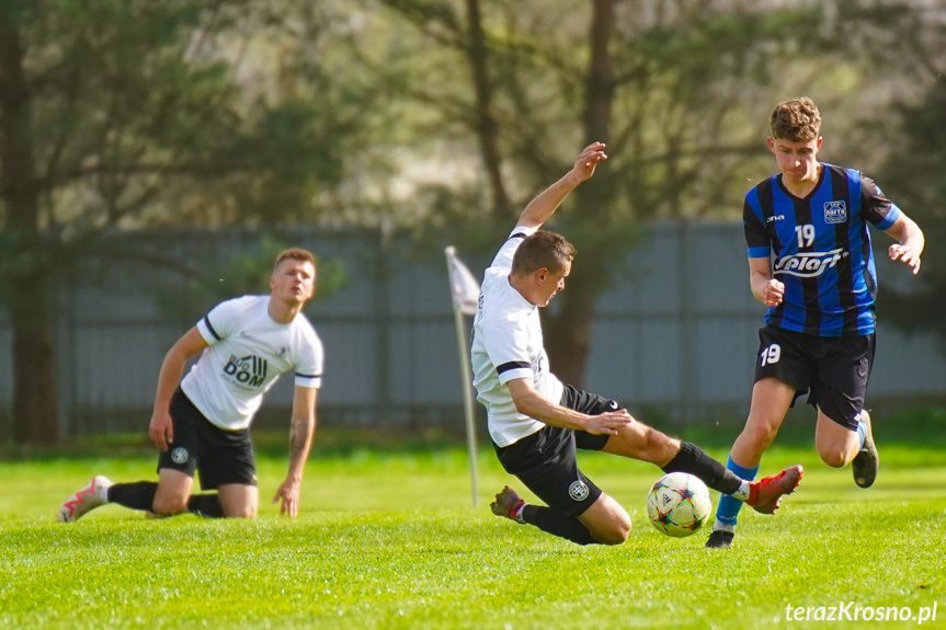 Nafta-Splast Jedlicze - Zamczysko Odrzykoń 1:0