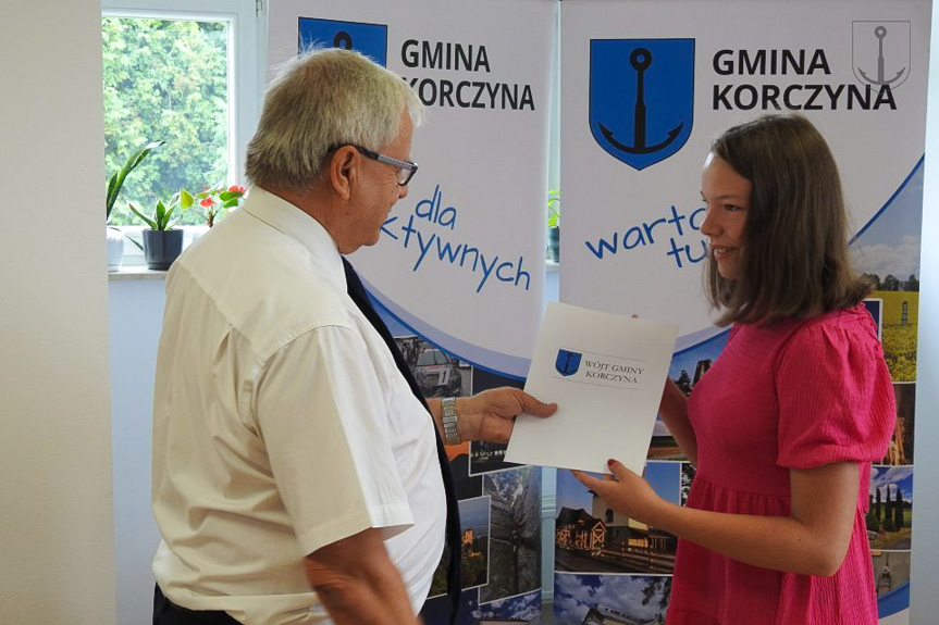 Najlepsi uczniowie gminy Korczyna nagrodzeni