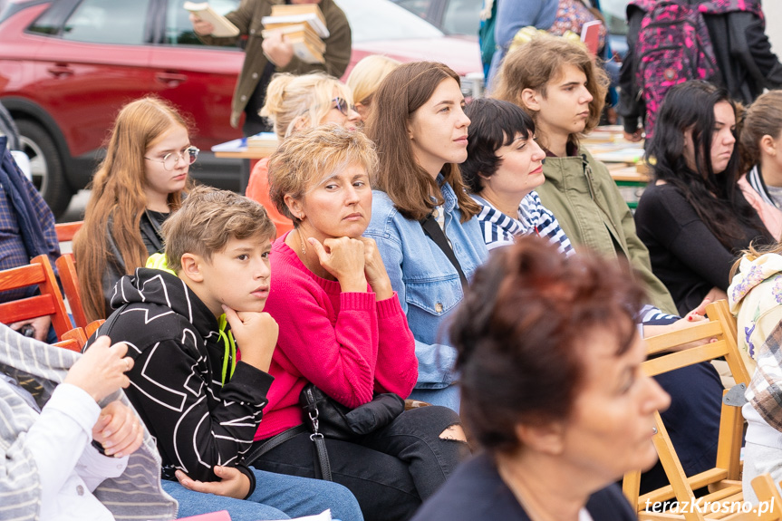 Narodowe Czytanie 2022 - Krośnieńska Biblioteka Publiczna