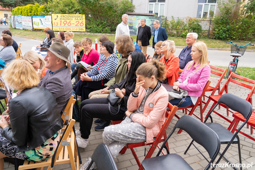 Narodowe Czytanie 2022 - Krośnieńska Biblioteka Publiczna