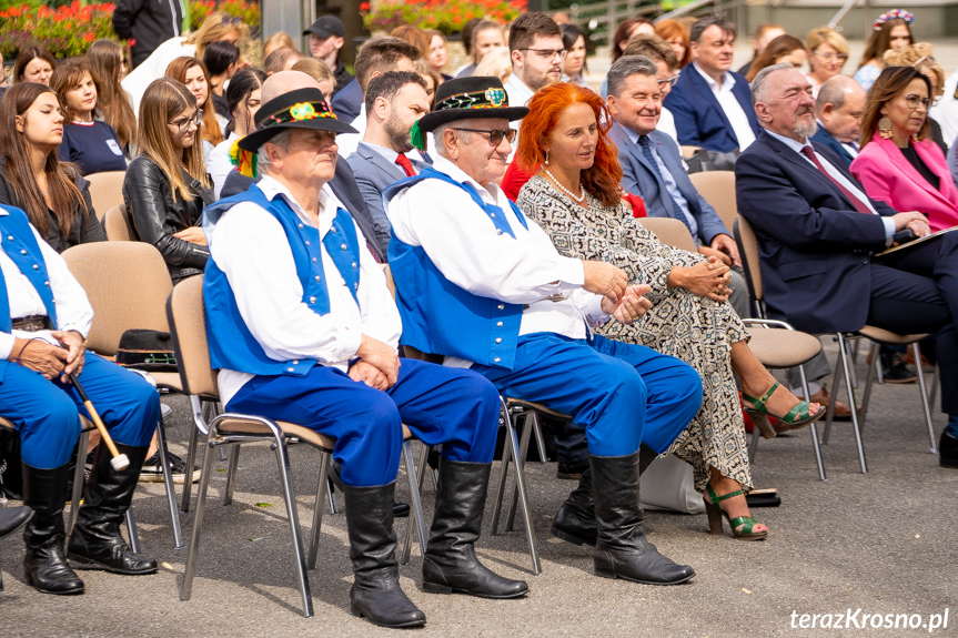 Narodowe Czytanie - Starostwo Powiatowe w Krośnie