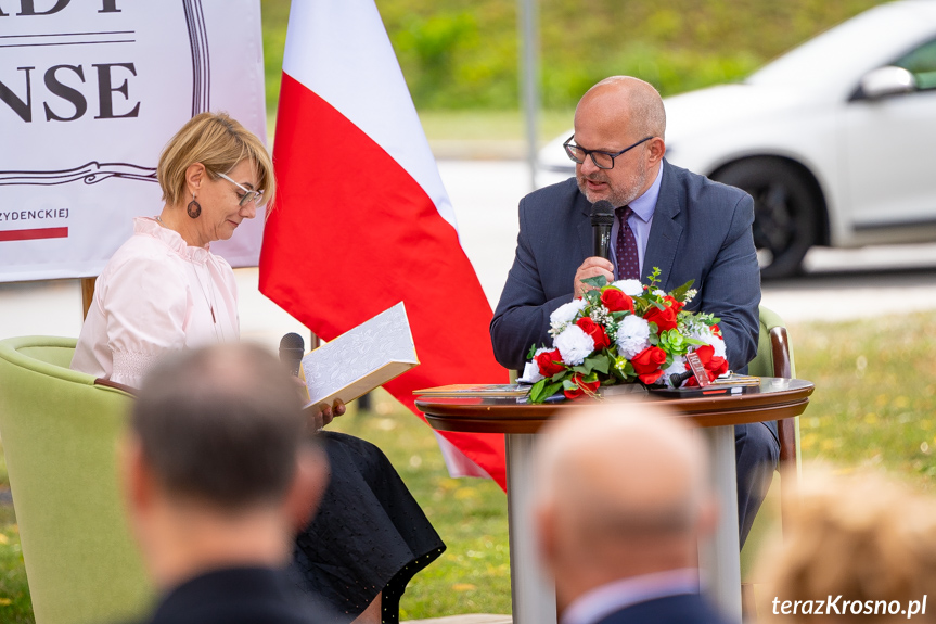 Narodowe Czytanie - Starostwo Powiatowe w Krośnie