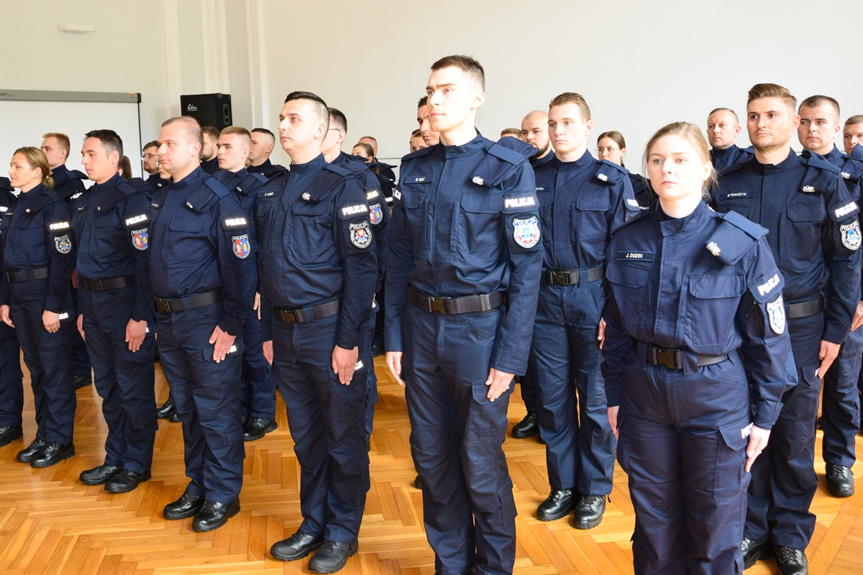 Nowi funkcjonariusze w szeregach podkarpackiej policji