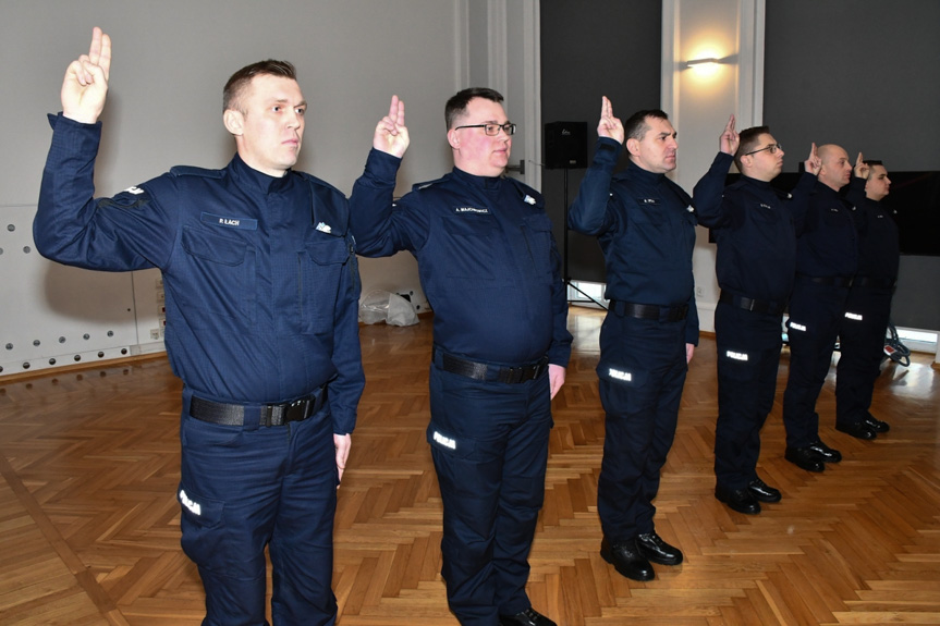 Nowi policjanci zasilą szeregi podkarpackiej policji