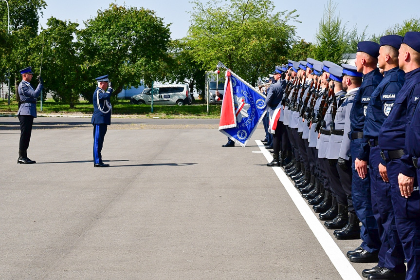 Nowo przyjęci policjanci złożyli ślubowanie