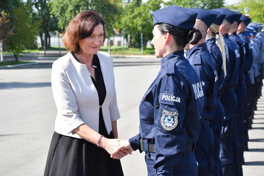 Nowo przyjęci policjanci złożyli ślubowanie