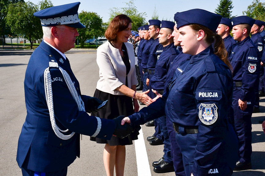 Nowo przyjęci policjanci złożyli ślubowanie