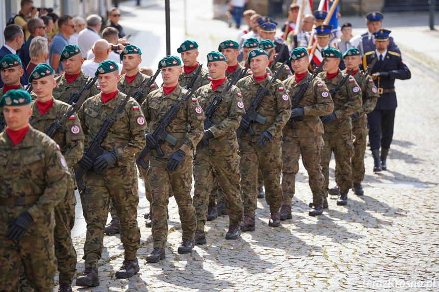 Obchody Święta Wojska Polskiego w Krośnie